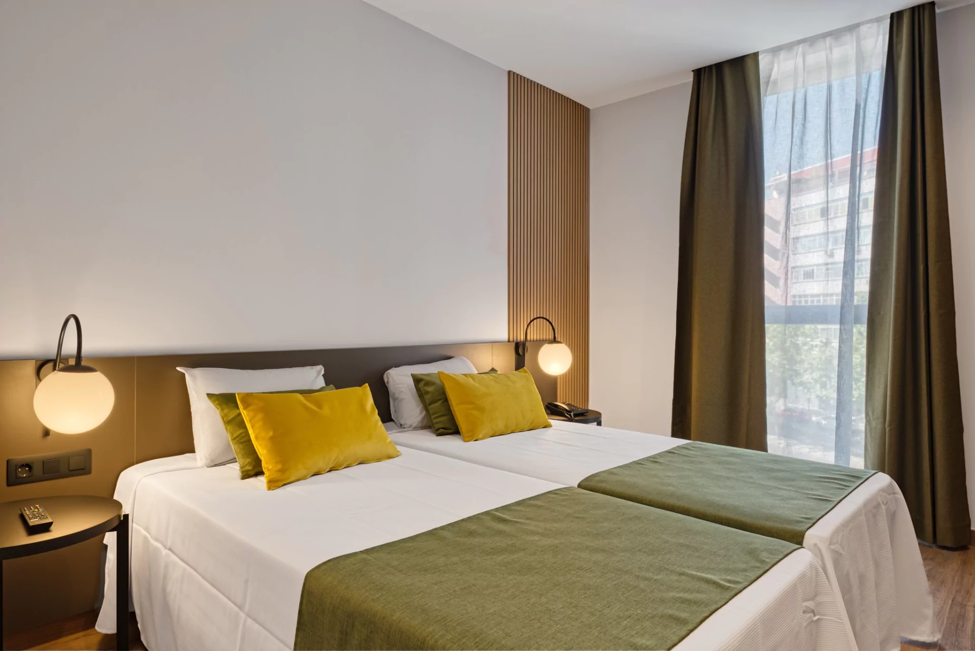dwo hotels traveller review awards 2025 hoteles premiados 